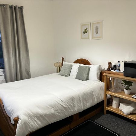 Precise Homes Ltd Wolverhampton Ngoại thất bức ảnh
