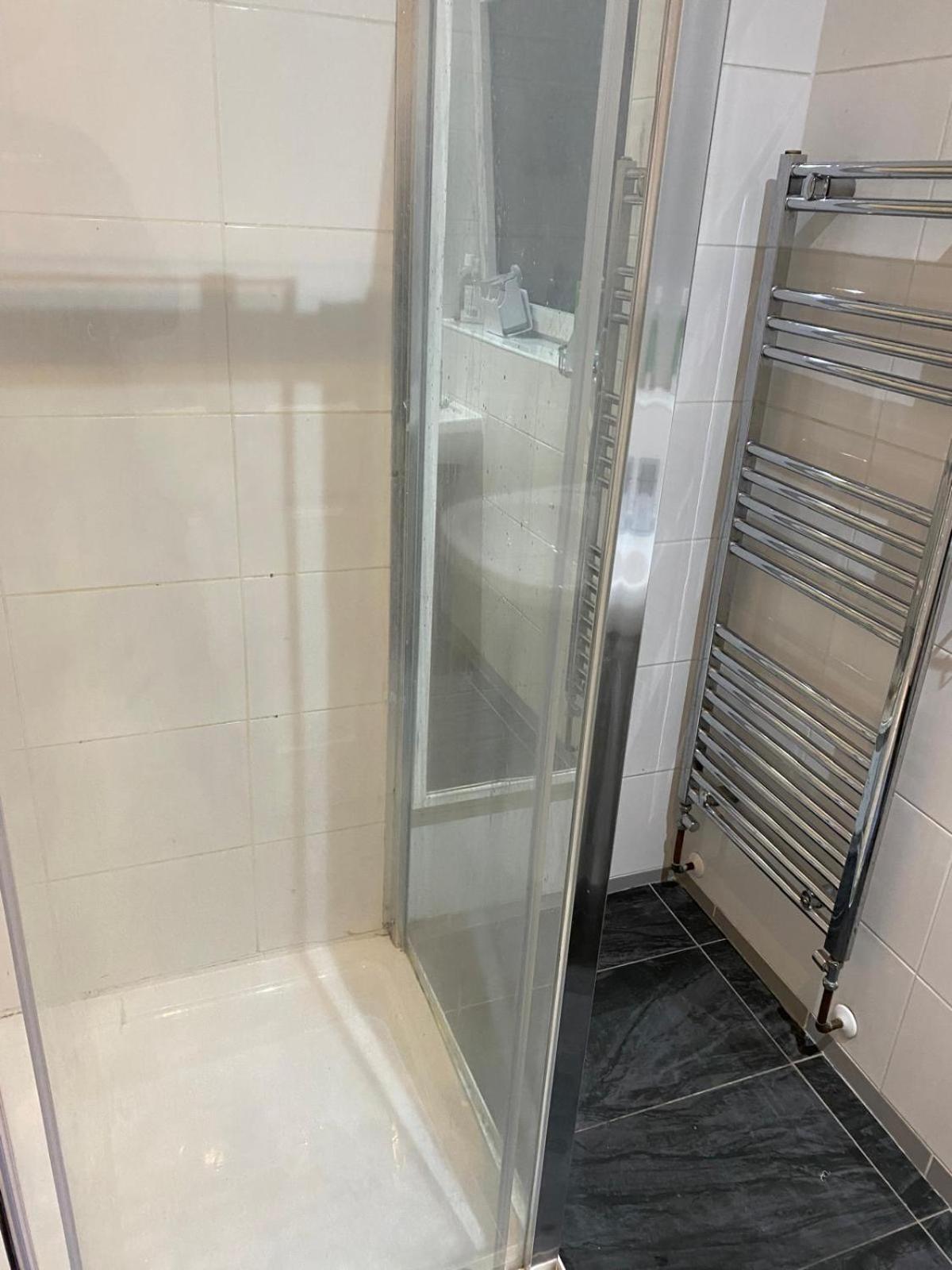 Precise Homes Ltd Wolverhampton Ngoại thất bức ảnh