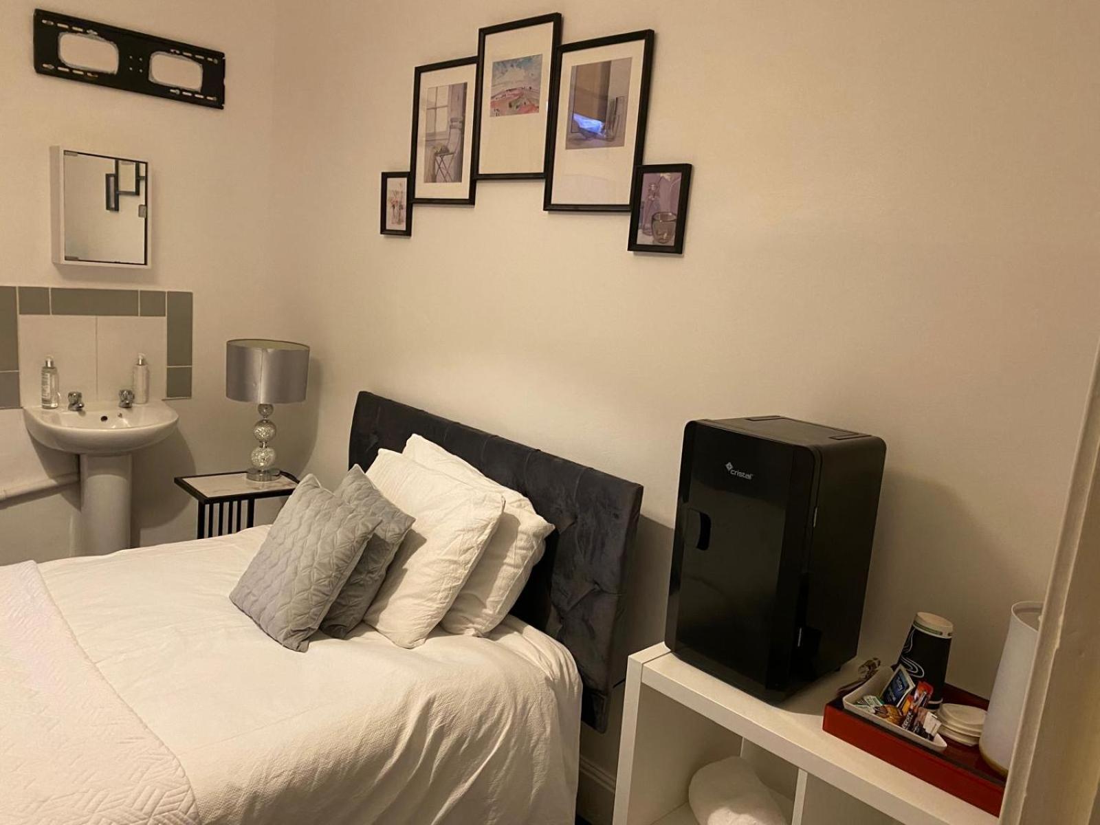 Precise Homes Ltd Wolverhampton Ngoại thất bức ảnh