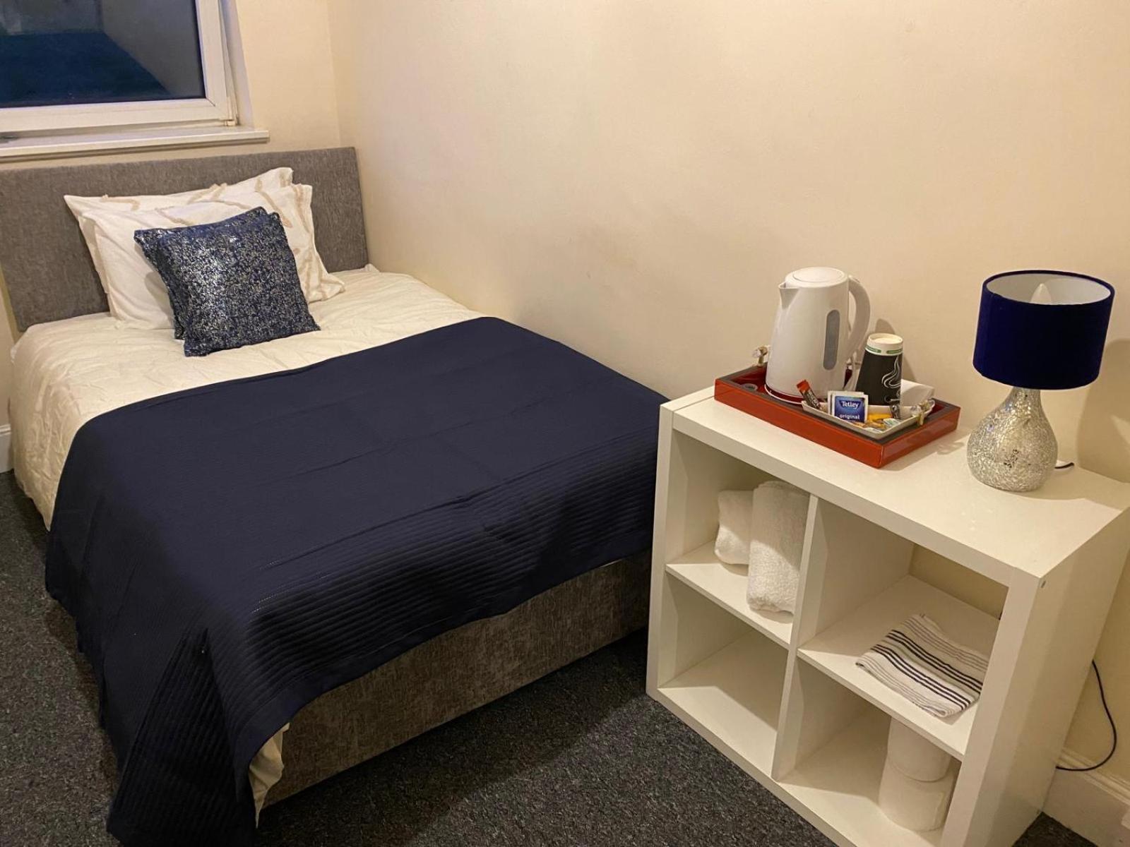 Precise Homes Ltd Wolverhampton Ngoại thất bức ảnh