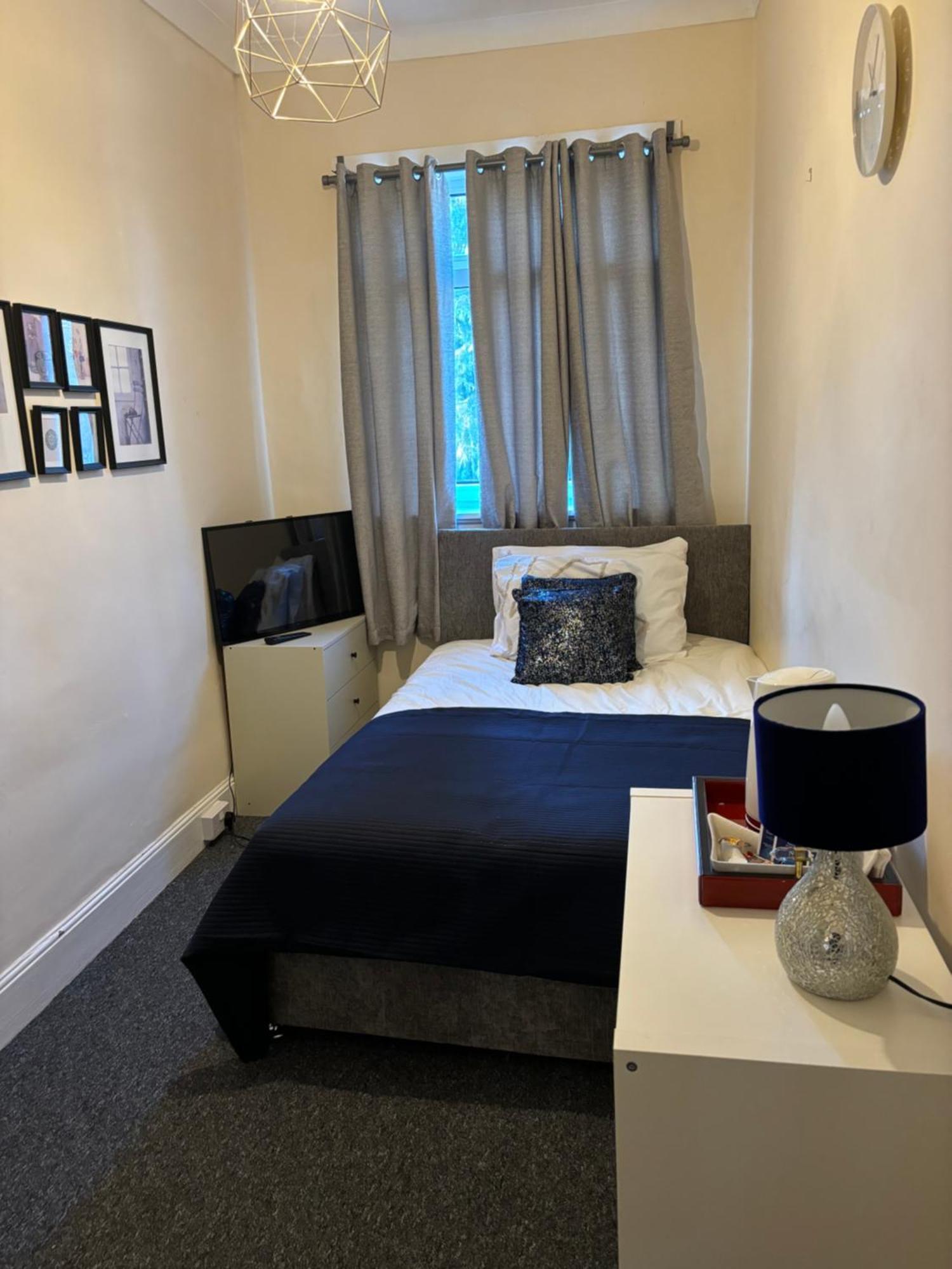 Precise Homes Ltd Wolverhampton Ngoại thất bức ảnh